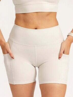 Womens 2 Pack Love & Life Active 5" Inseam High-Waisted Biker Shorts White/Black